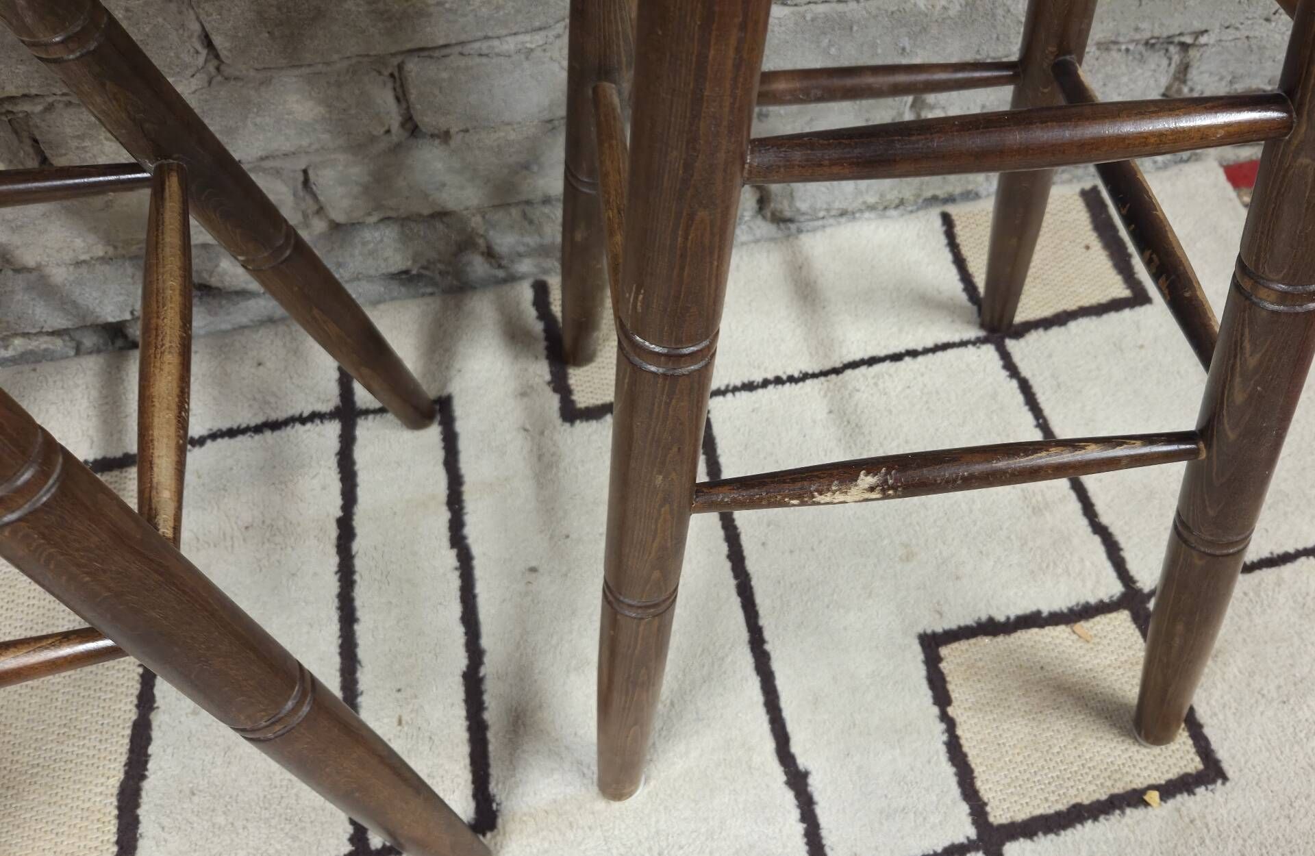 3 vintage wooden bar stools from the 60s/70s with a bistro spirit.
