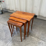 Nesting table