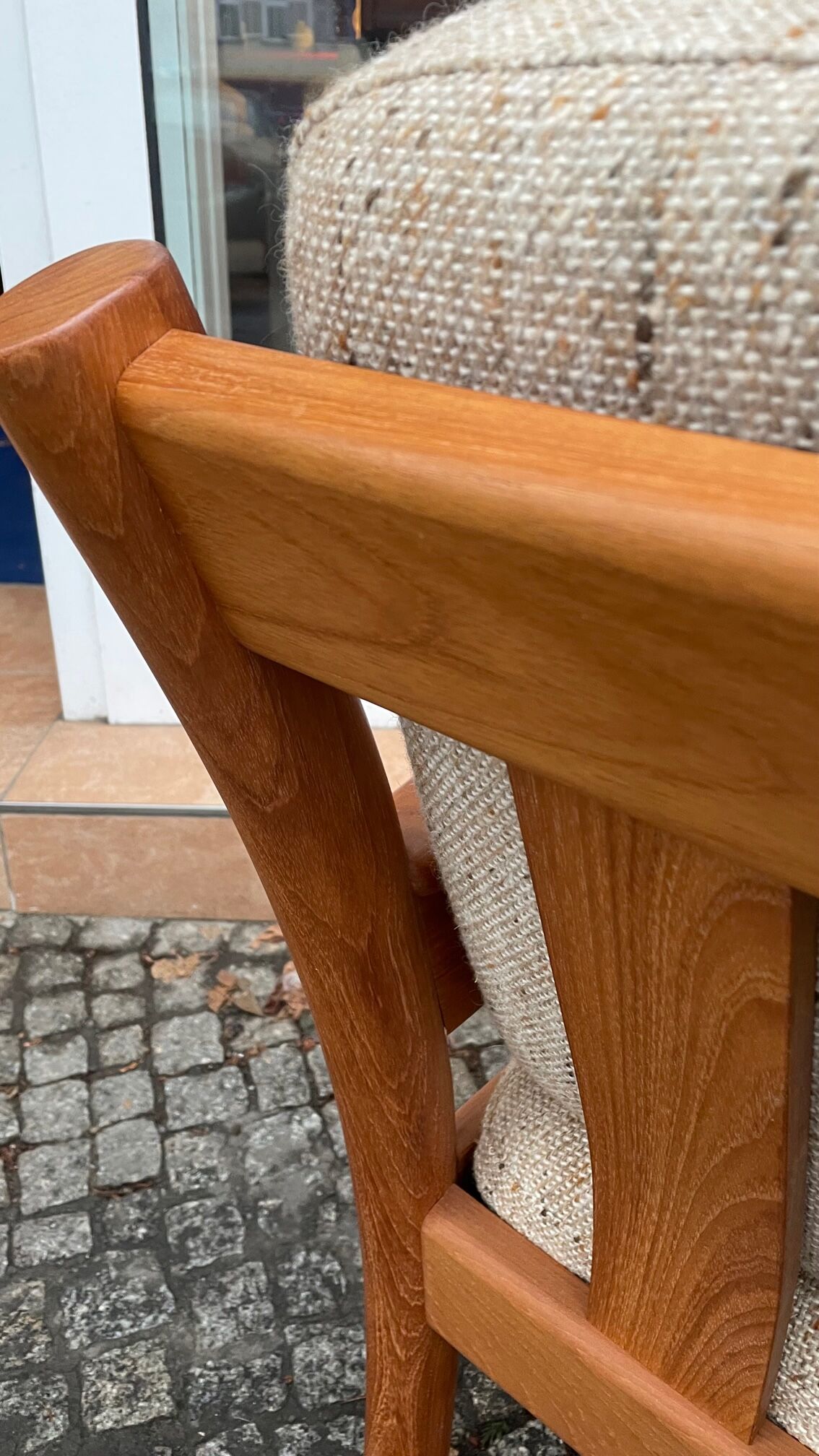 Danish armchair of the 60s in wood and wool of the brand Dyrlund