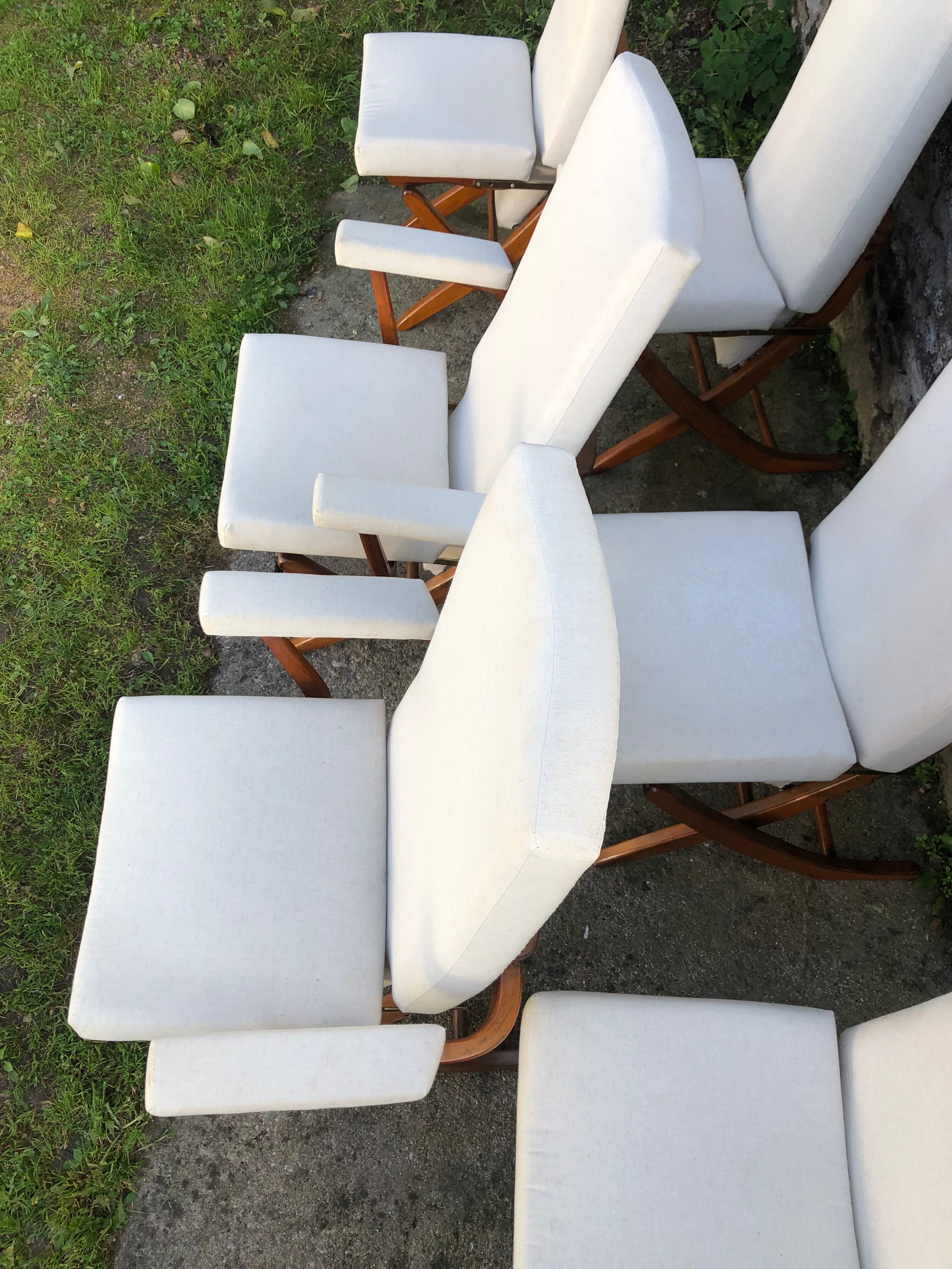 Set of 4 chairs and two reclining chairs in teak 1970