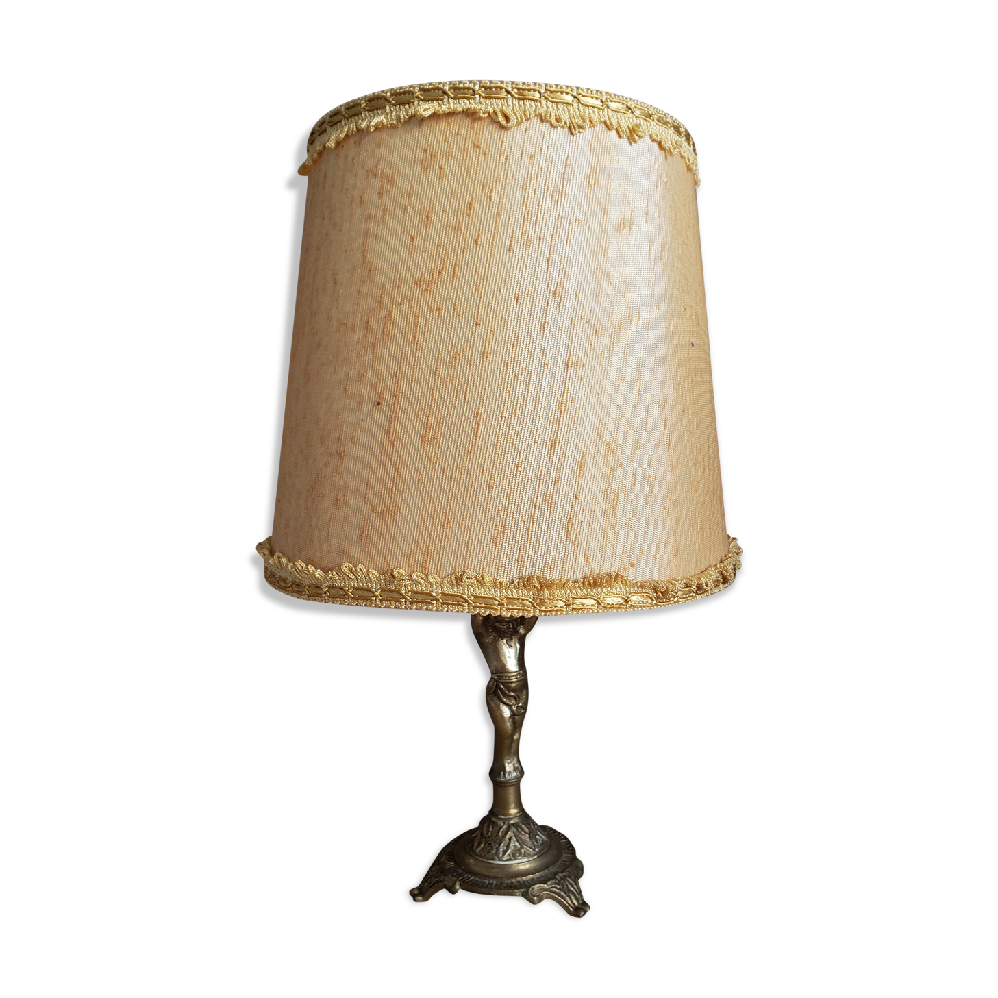 Bedside lamp tripod foot brass pattern child cherub