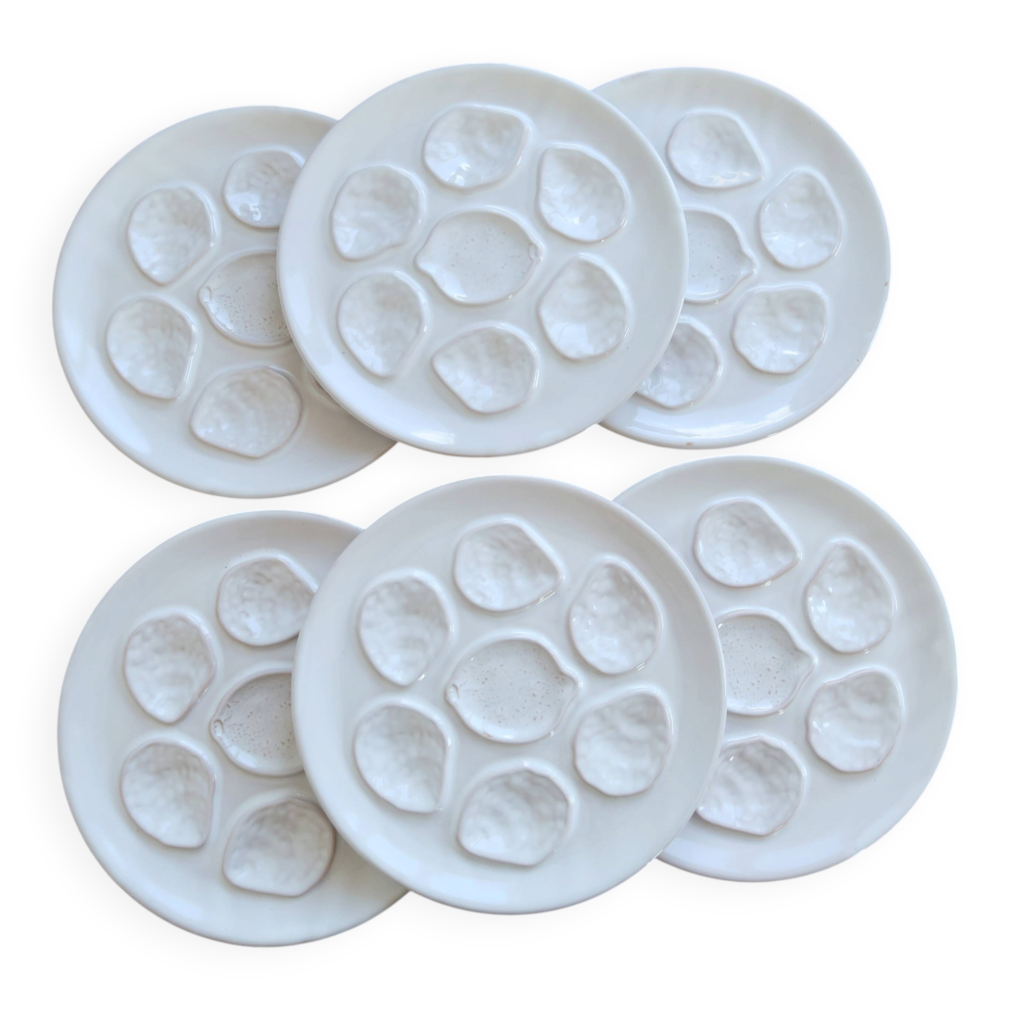 6 vintage oyster plates in earthenware