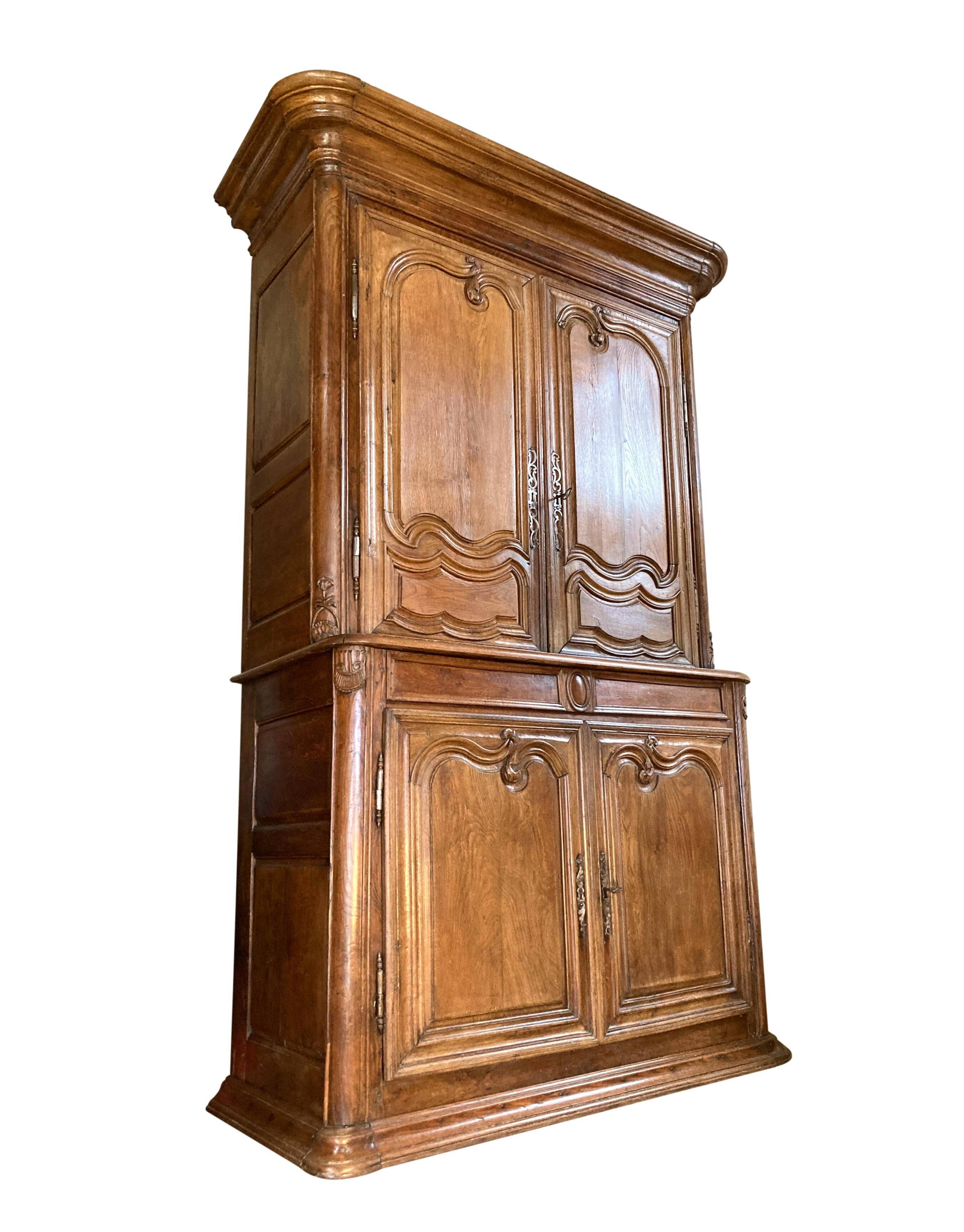 Regency castle buffet