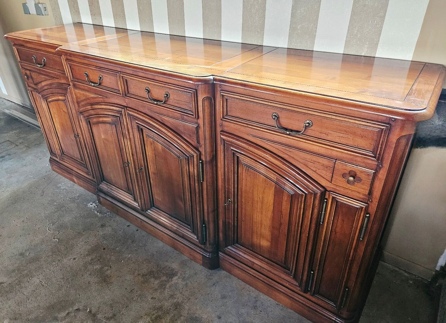 Antique grand buffet in solid cherry wood – character sideboard – 250 cm
