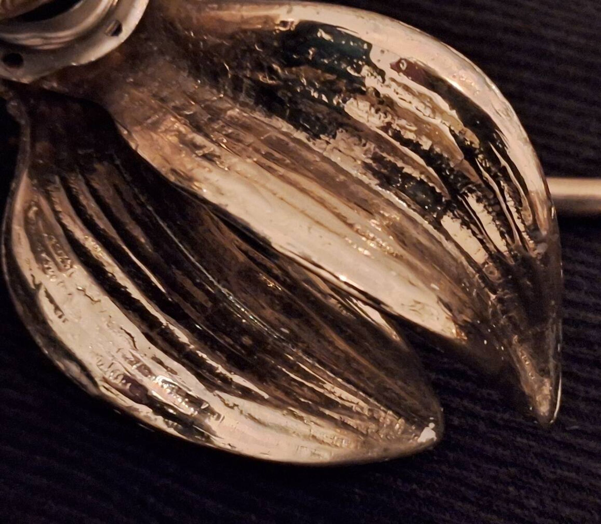 Appliques ou plafonniers en laiton à forme organique, années 1970