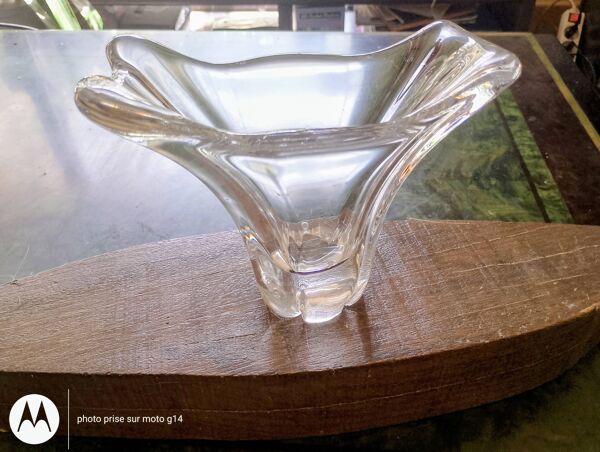 Vase en cristal de Daum France – Authentique et signé – Parfait état