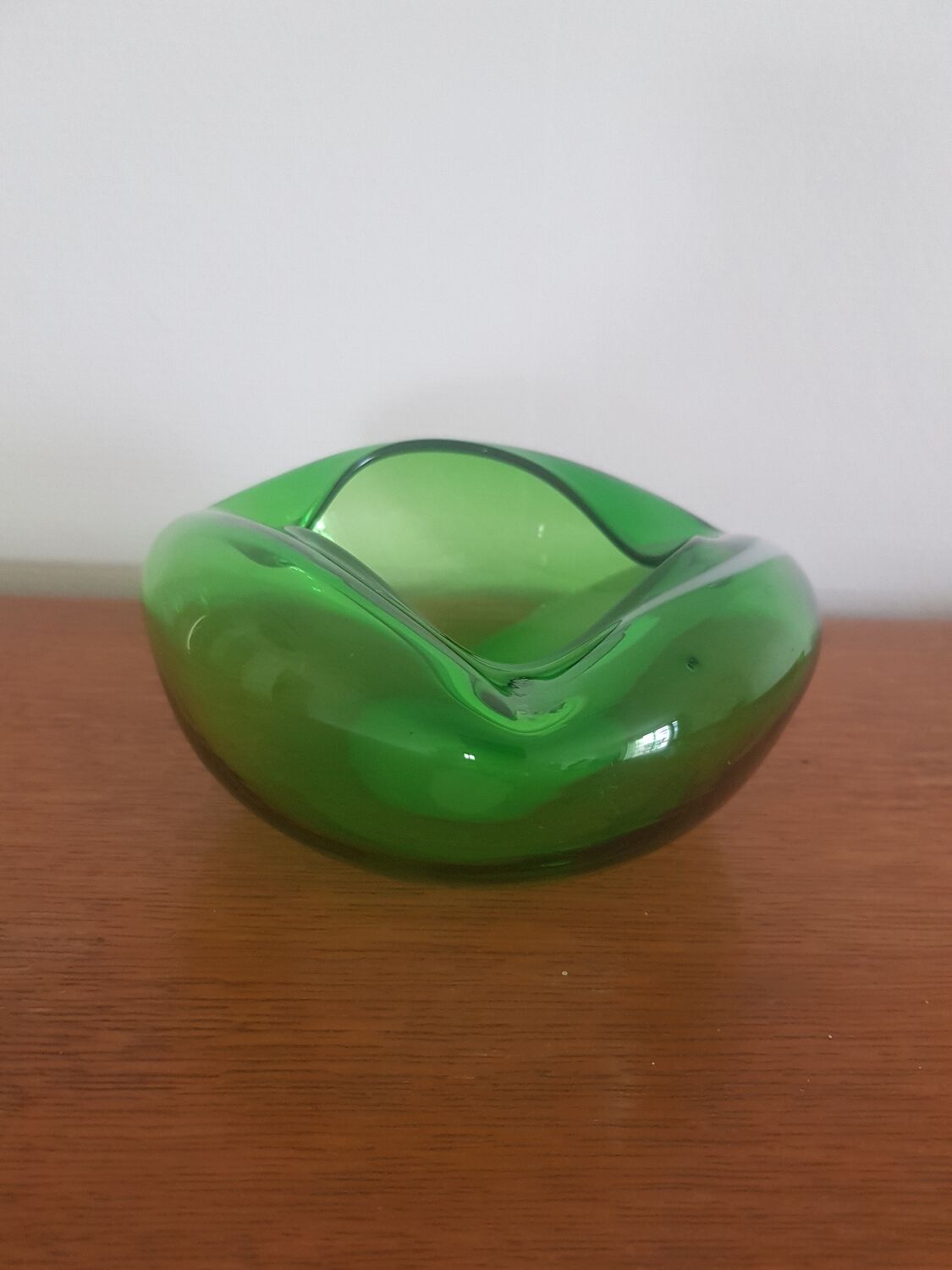Glass tidy