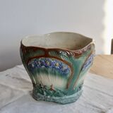 Large vintage cache-pot in Art Nouveau barbotine style – Floral decor