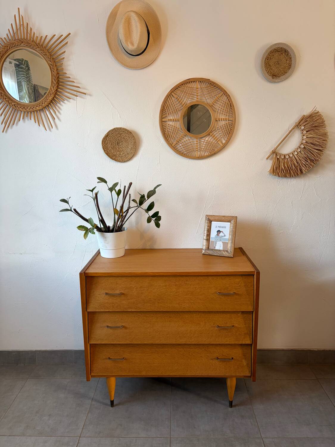 Vintage oak chest of drawers from the 1960s.