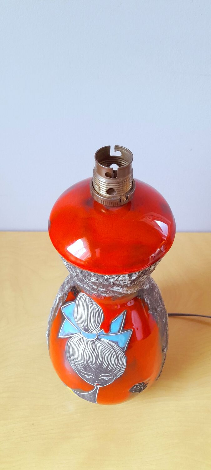 Fat lava 50s lamp base