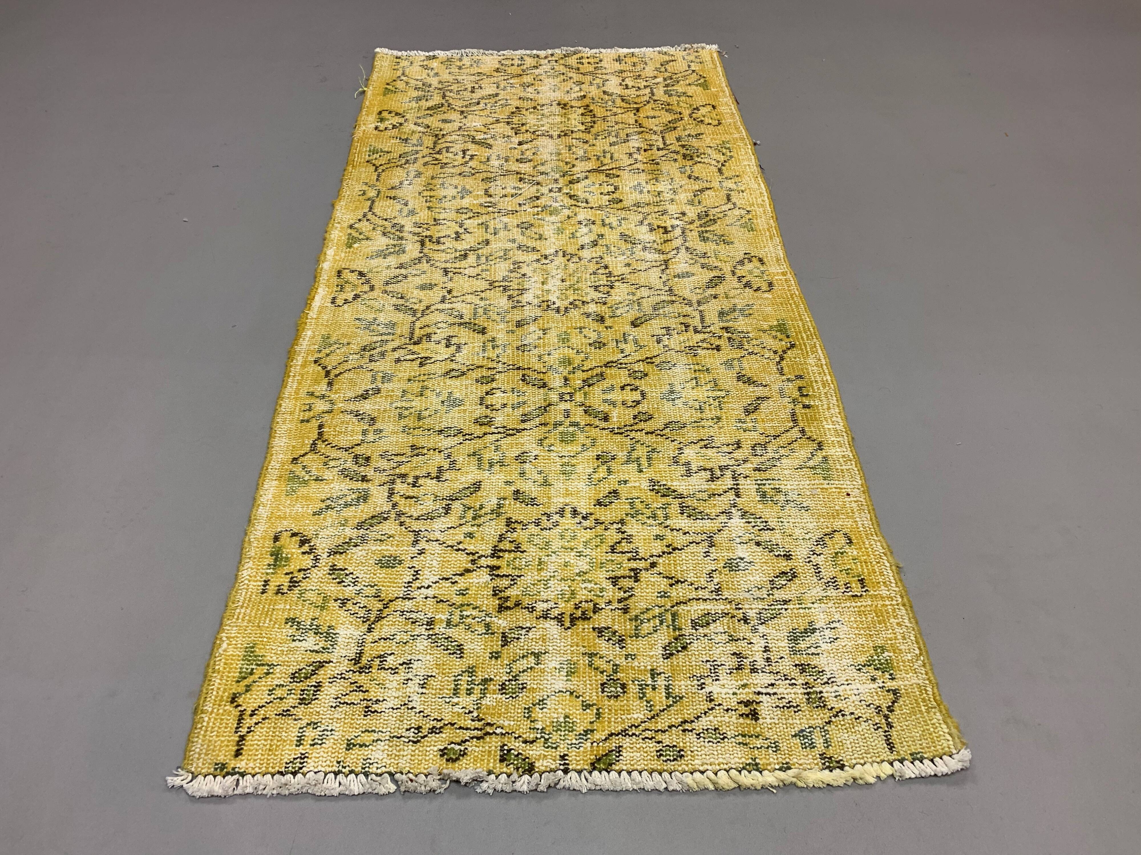 Distressed turkish runner 152x75 cm