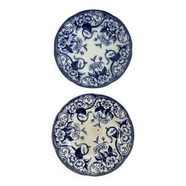 2 assiettes plates Creil et Montereau Flora en terre de fer