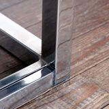 Coffee table that transforms into a dining table
