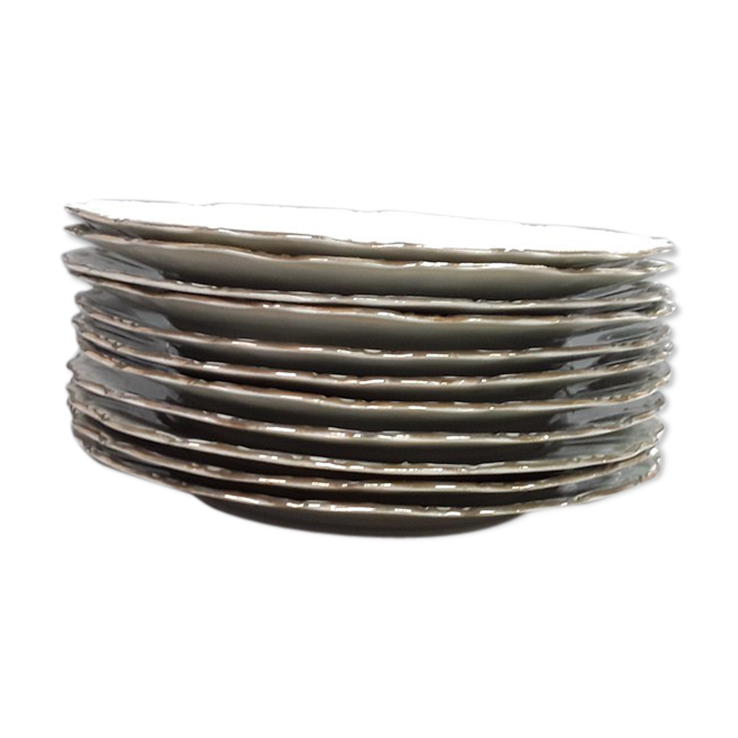 Lot 11 assiettes plates en porcelaine de France avec liseré doré