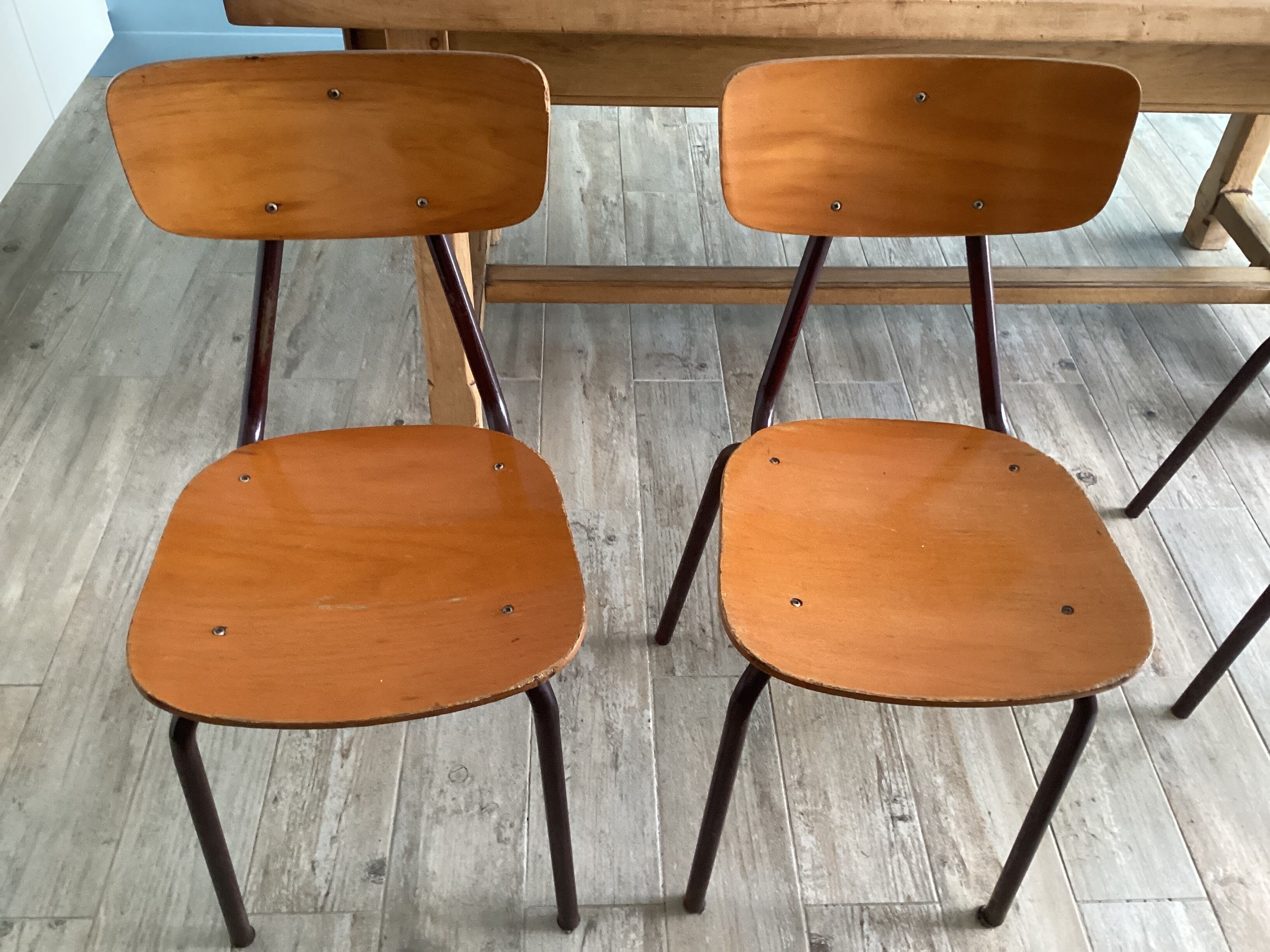 Set of 4 vintage school chairs