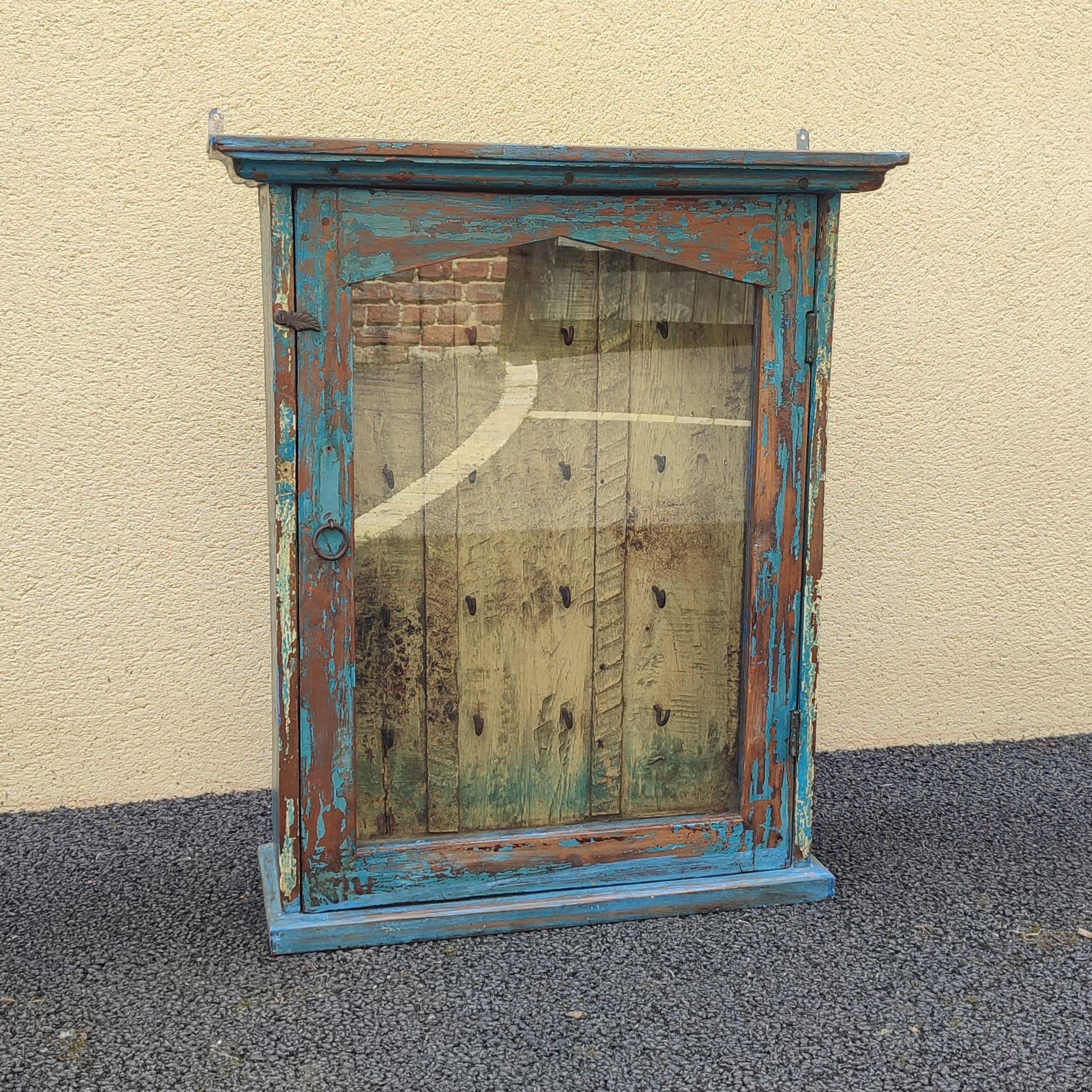 "All in blue" wall cabinet