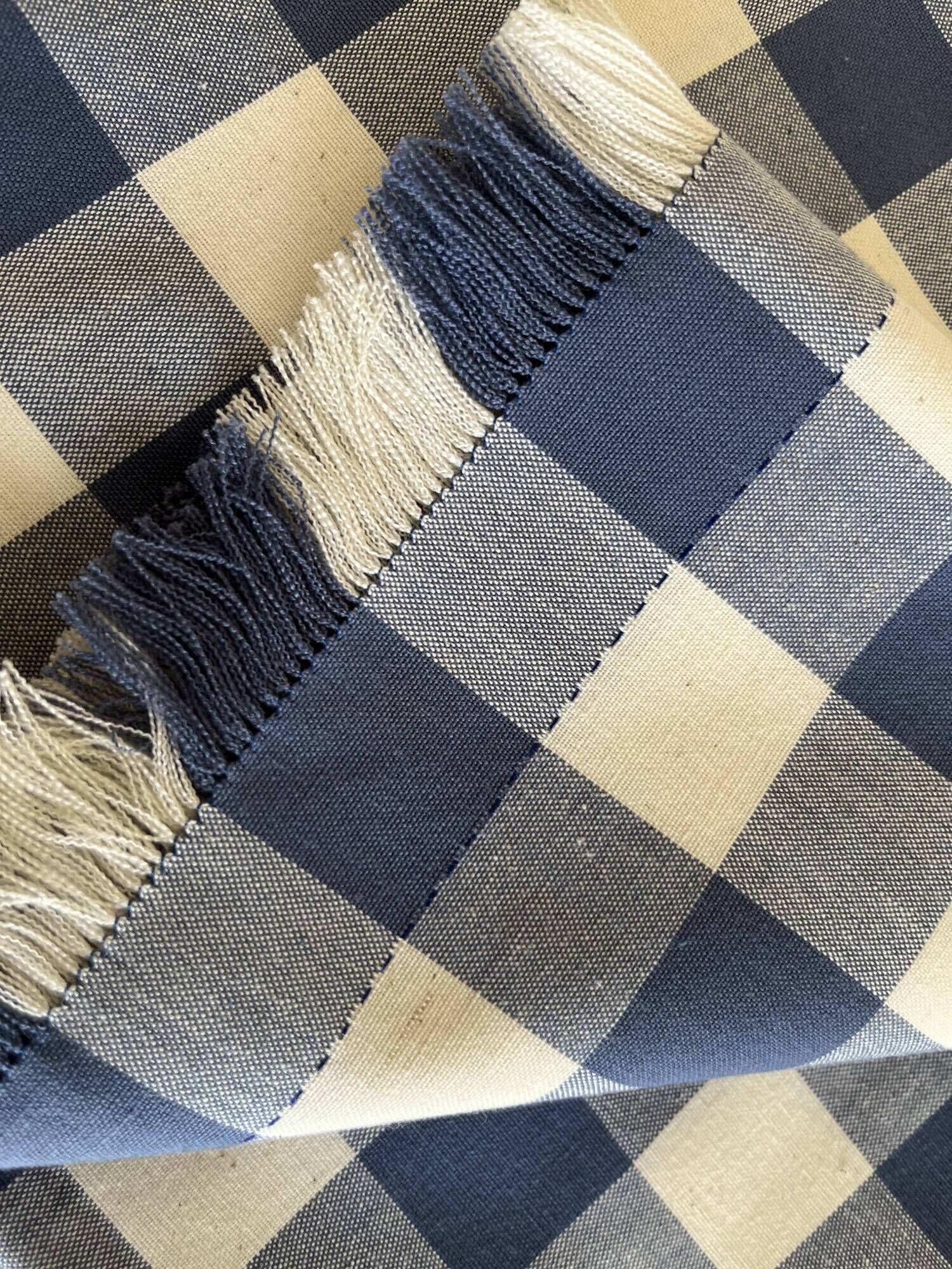 New fringed XL Vichy canvas tablecloth with 14 napkins, width 210cm.