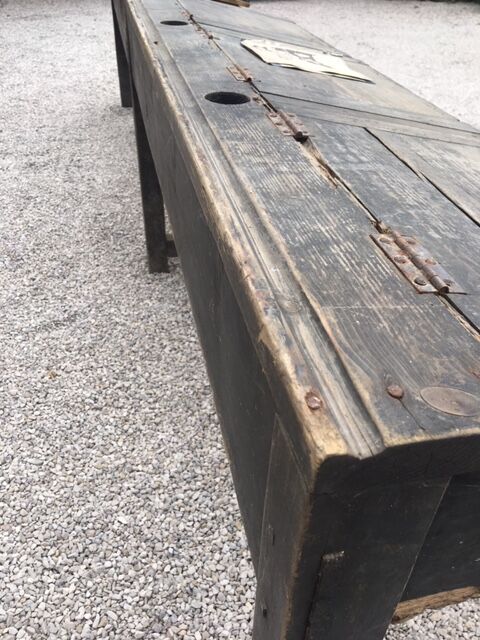 Bureau d'écolier de 3,30 m en bois 7 places