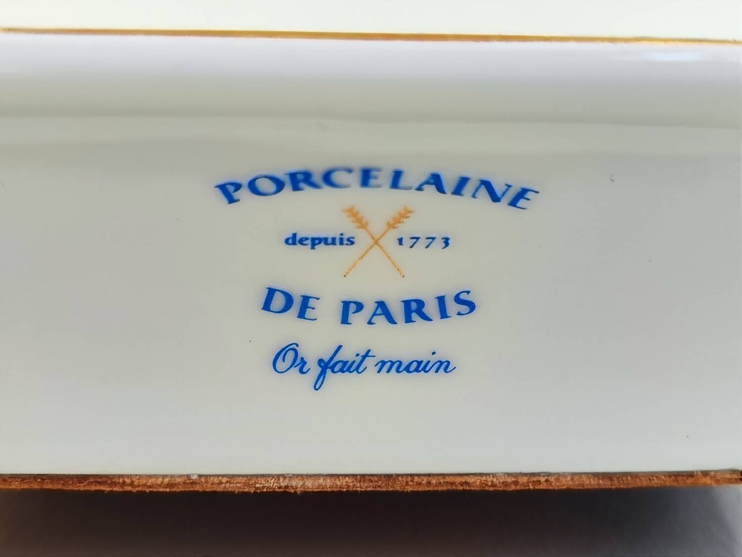 Porcelain ashtray
