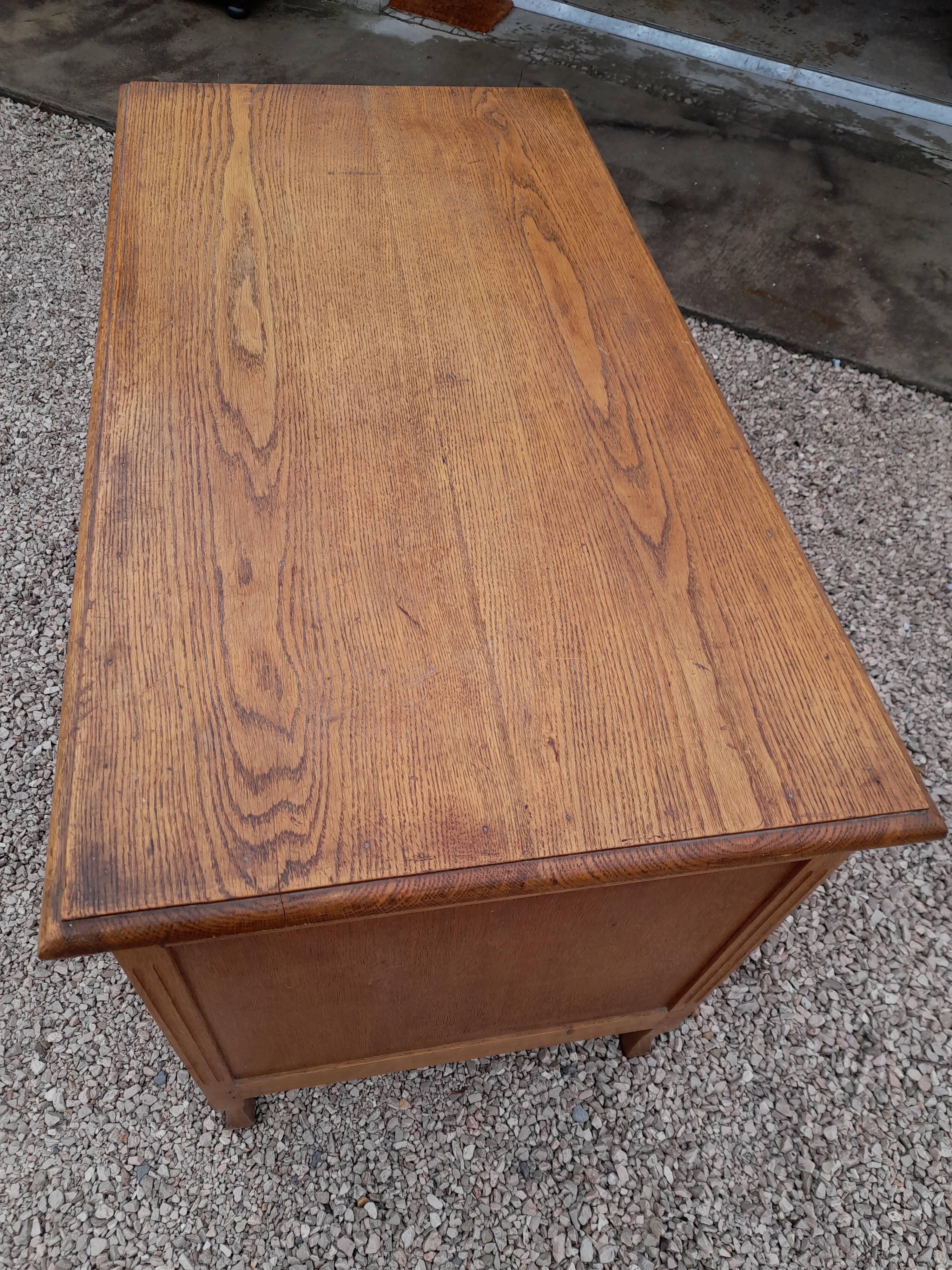 Old 1950 oak desk 5 drawers