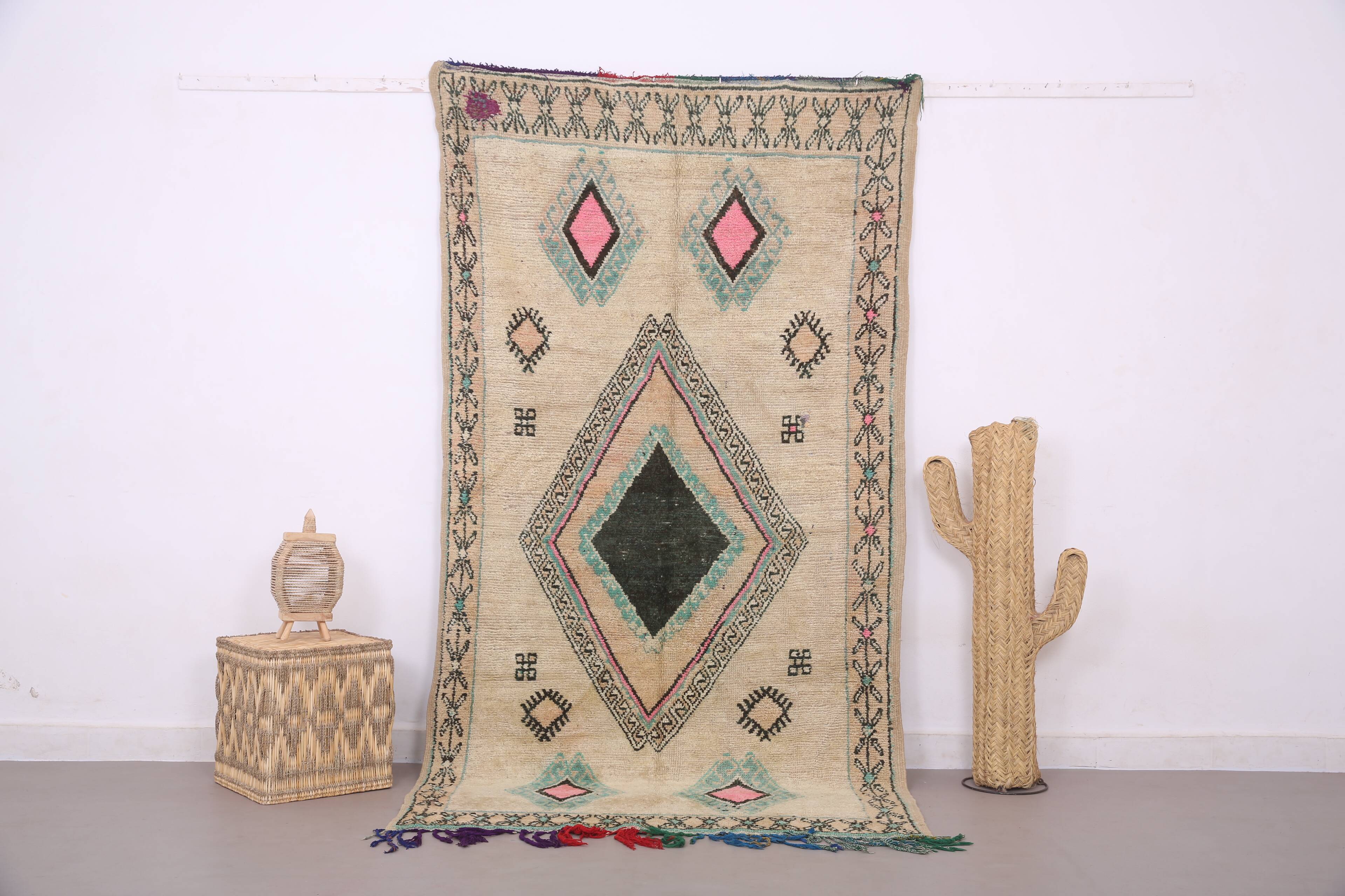 Vintage Moroccan Rug 137 x 266 cm - Berber Rug - Handmade Wool Rug Bohemian