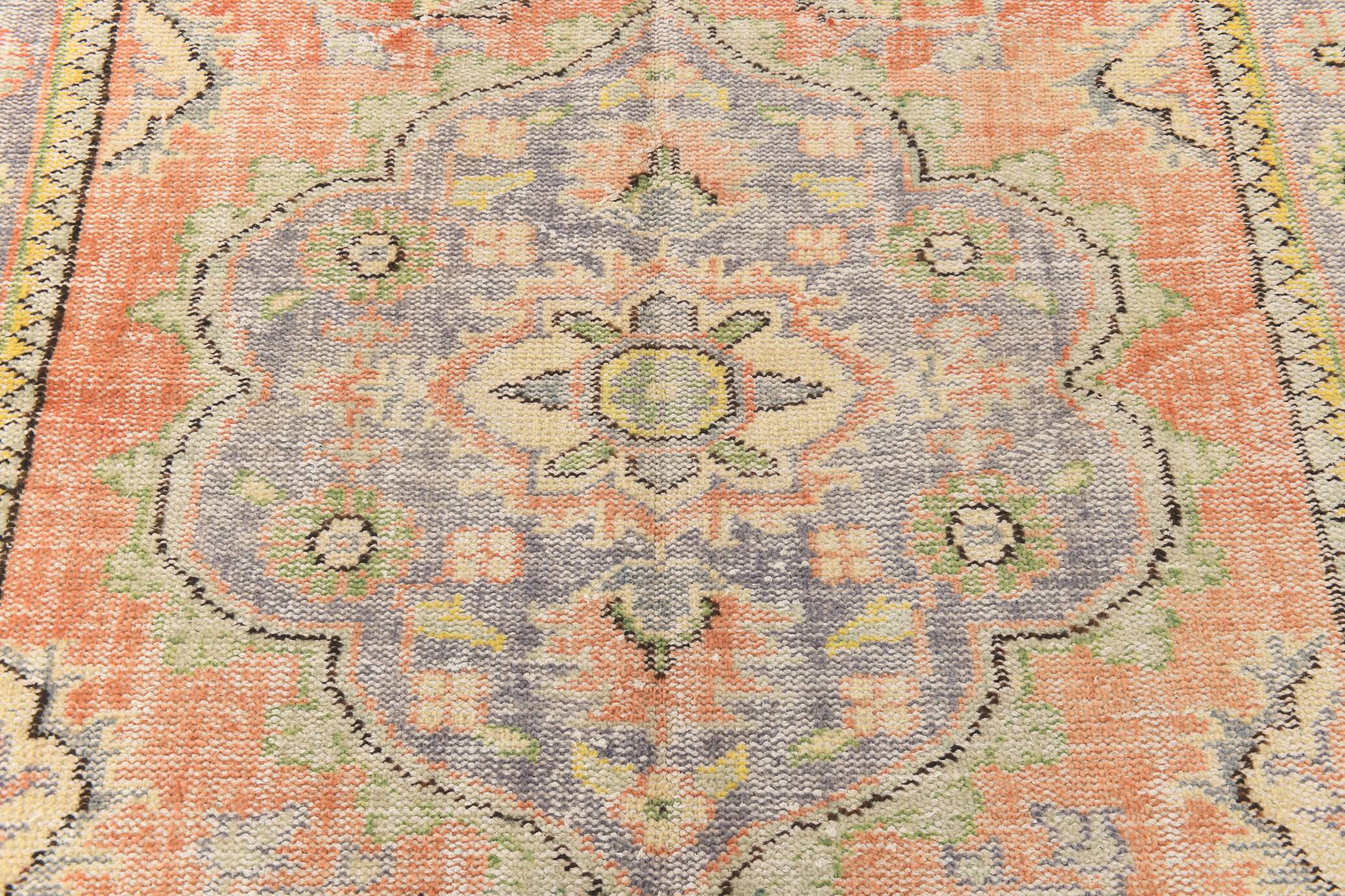 6x9 Light Yellow & Red Classic Pattern Vintage Rug, 183x279Cm