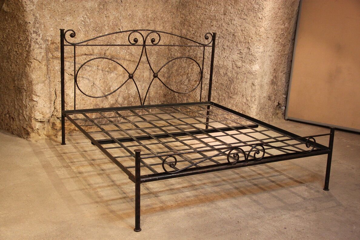 Wrought iron bed 1m80