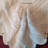 White cotton hand-knitted blanket