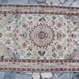 Hand-knotted vintage carpet in Pakistani lamb's wool 152x92cm.
