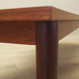 Panneau bas en teck, design danois, années 1970, production: Danemark