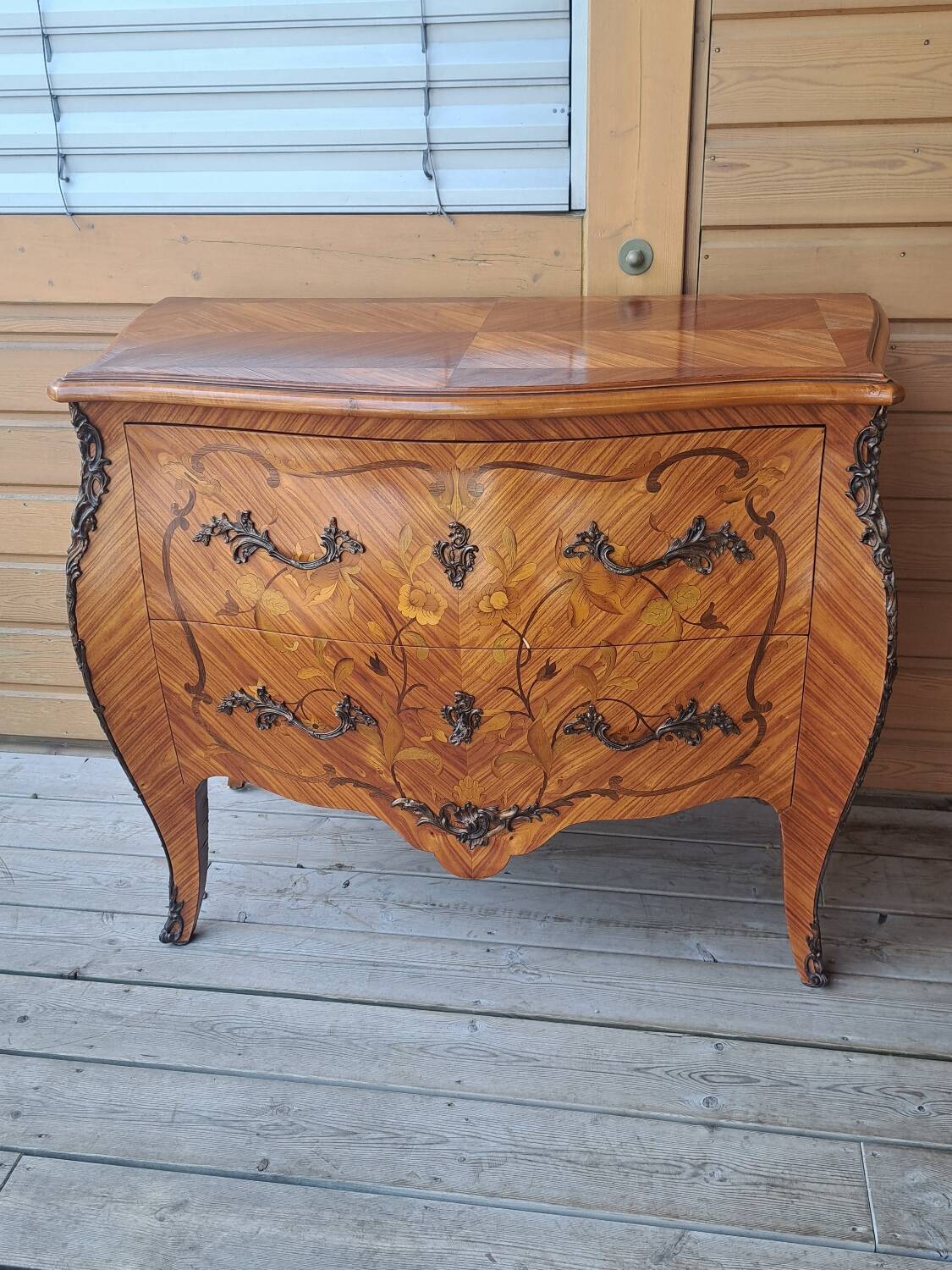 Louis XV chest of drawers
