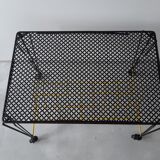 Vinyl disc storage coffee table