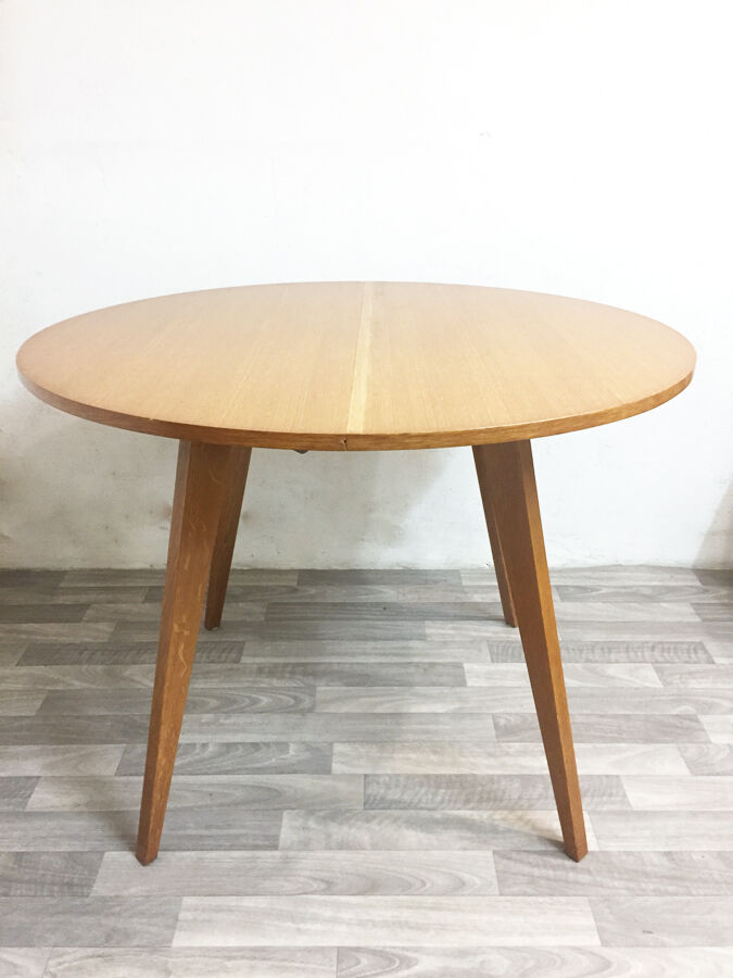 Table round feet compass, 1960