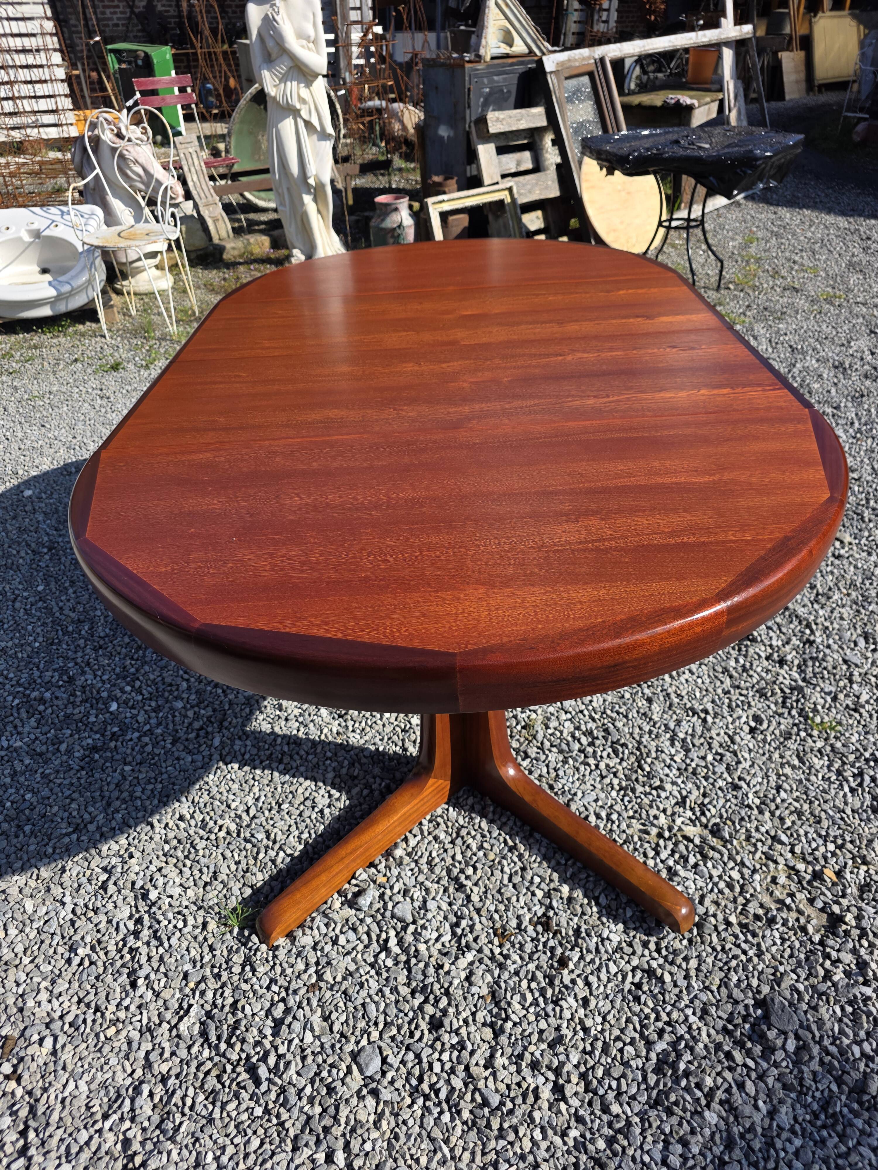 Baumann extendable table in teak from the 1960s (2 extensions)