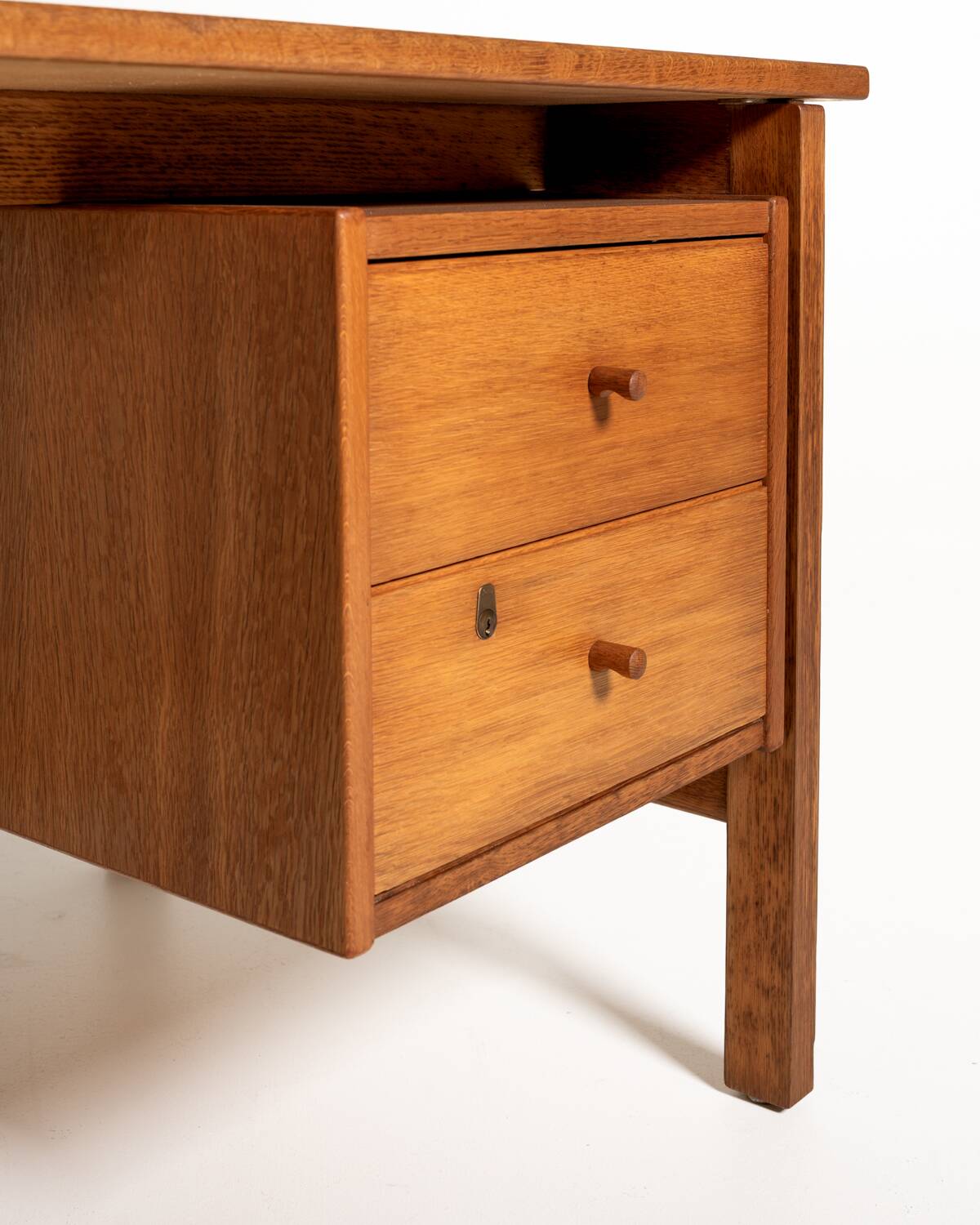 Hans J. Wegner “GE-125” Desk for GETAMA, 1960s