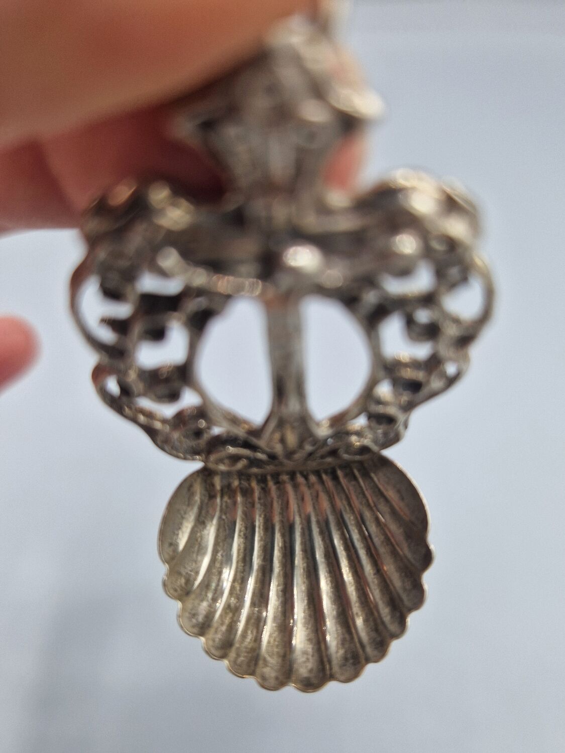 Cuillère coquille en argent 800 religieuse Italie Padoue années 1950