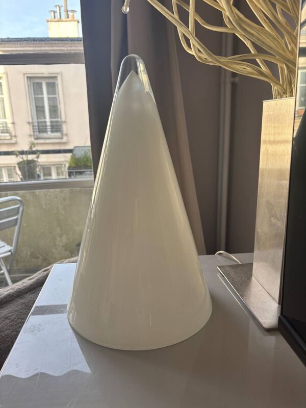 Lampe vintage opaline blanche sce teepee habitat