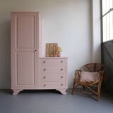 Armoire vintage