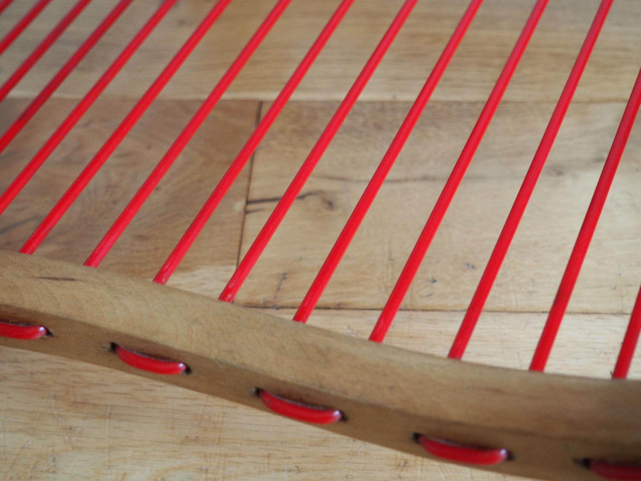 Side table scoubidou