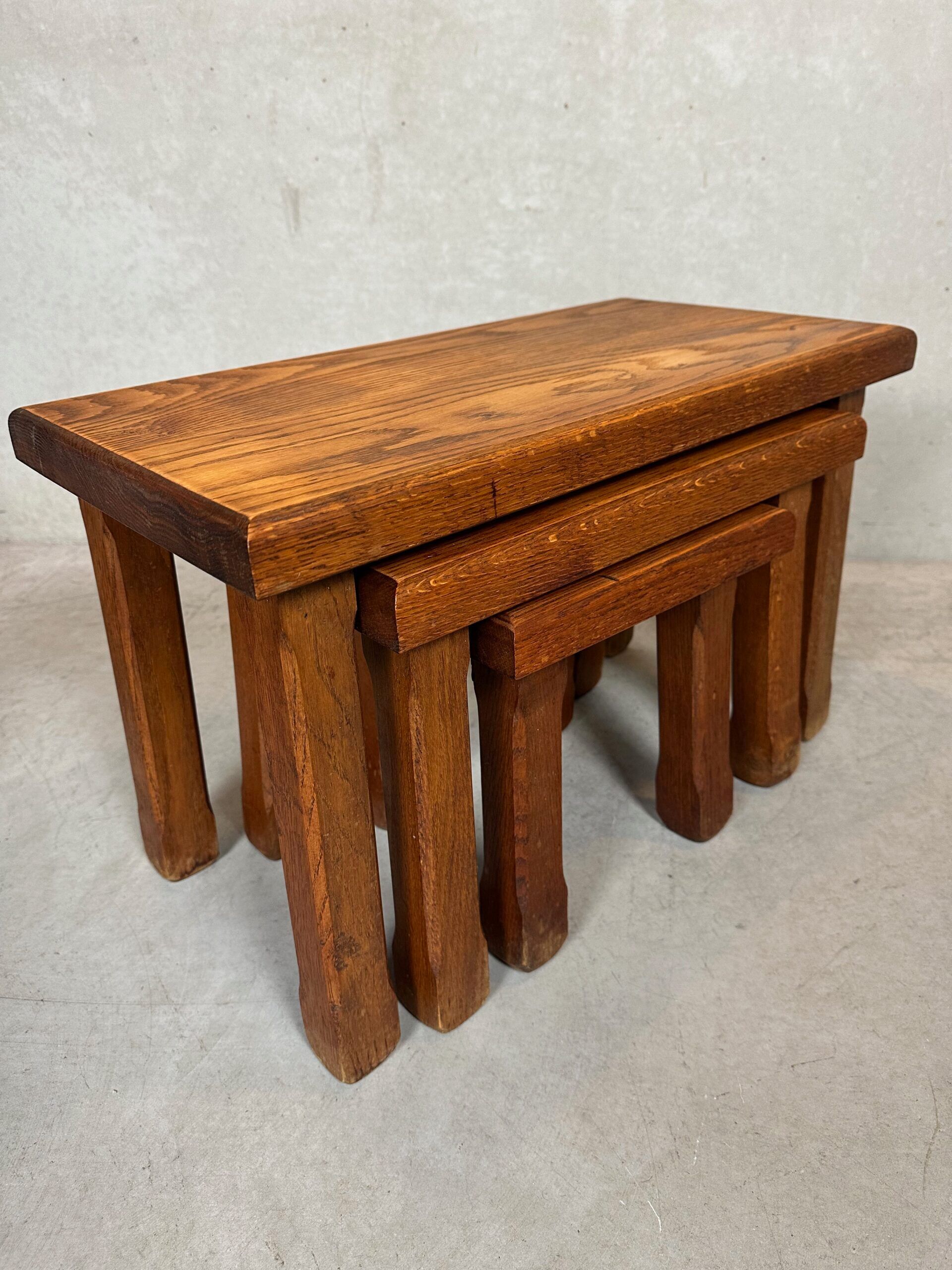 3x brutalist nesting tables – oak