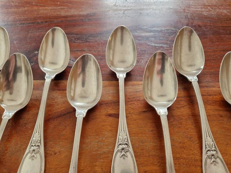 Christofle - Set of 11 dessert spoons in the Trianon model made of metal.
