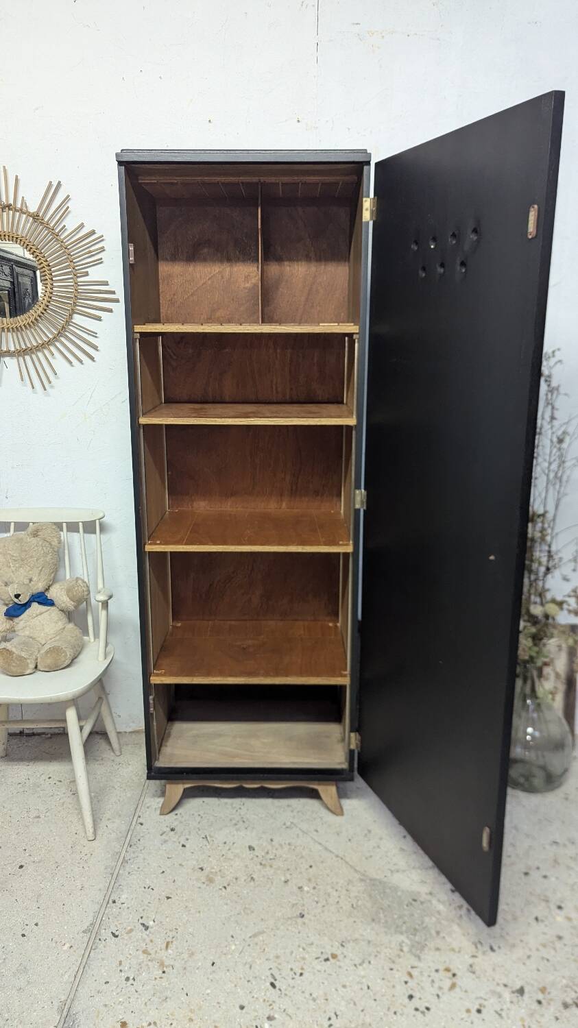 1950s/60s Shabby Chic Vintage Office Linen Cabinet