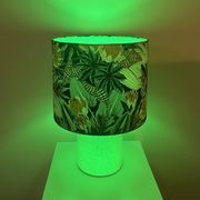 Roomlight studio: modell layer modulares leuchtenkonzept aus zwei zylindern