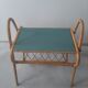 Porte revue en rotin vintage