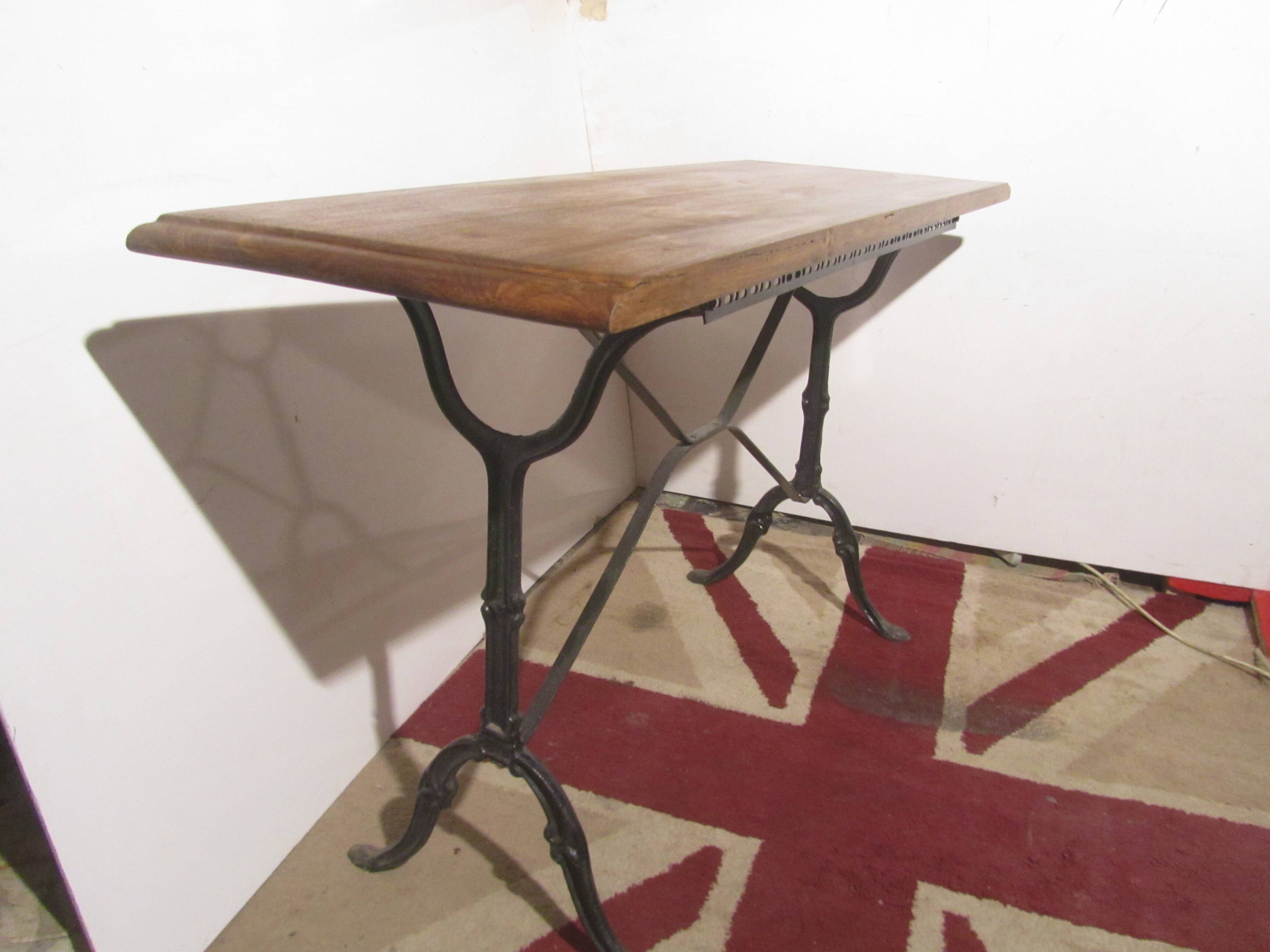 Cast iron console foot No. 2 / / bistro table