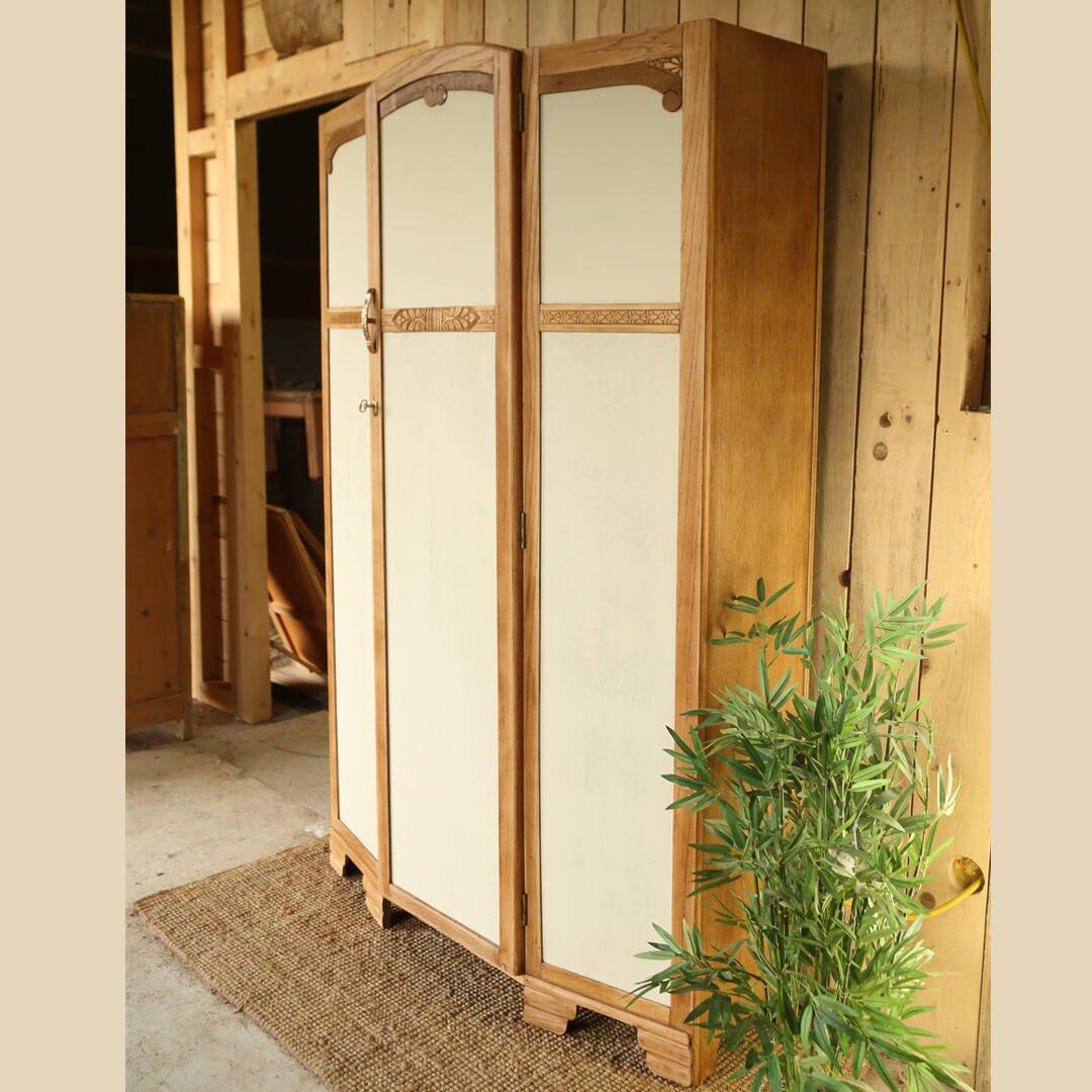 Armoire