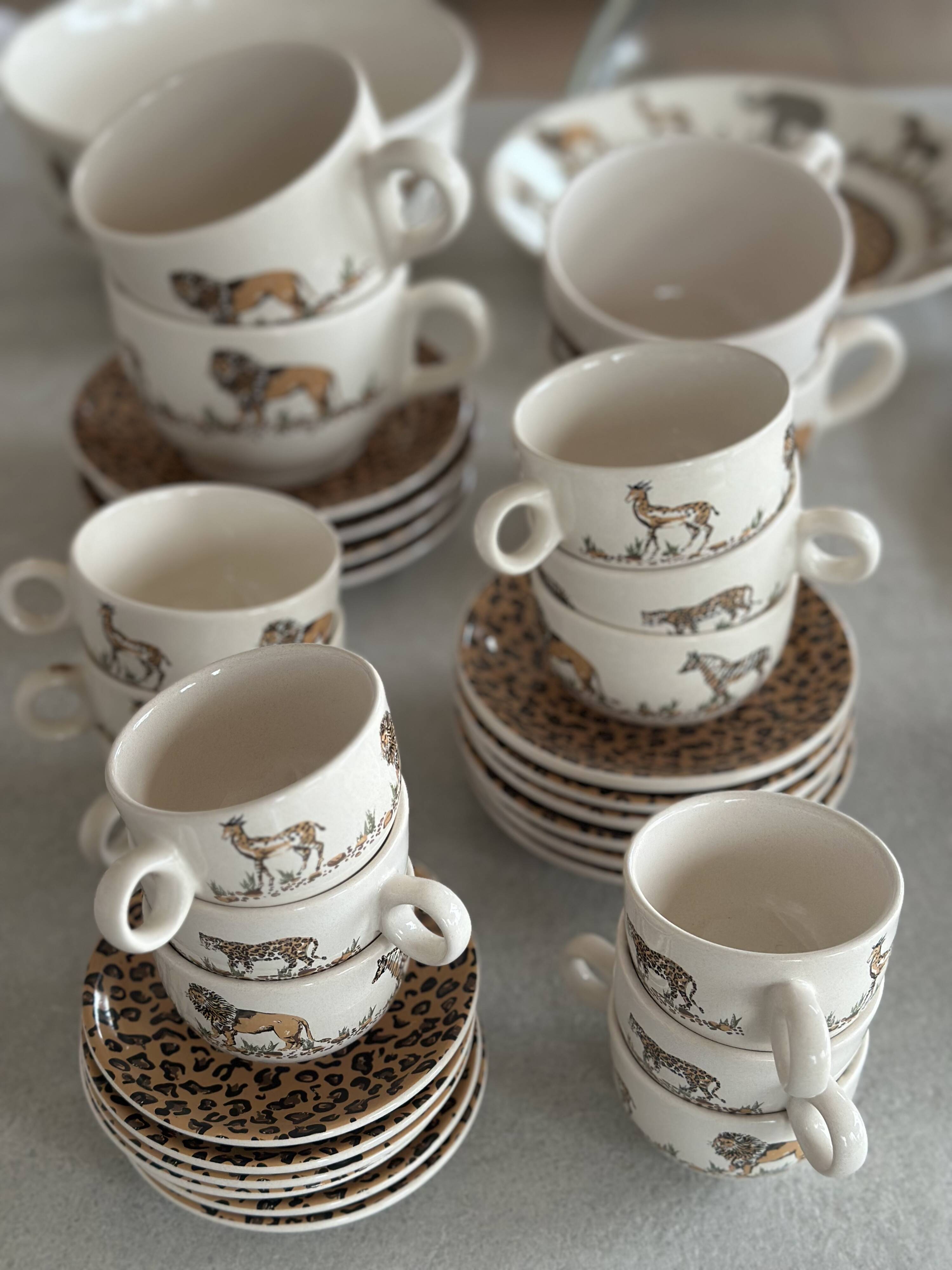 Tanganyika genevieve lethu dish set (1996) new 50 pieces | Selency