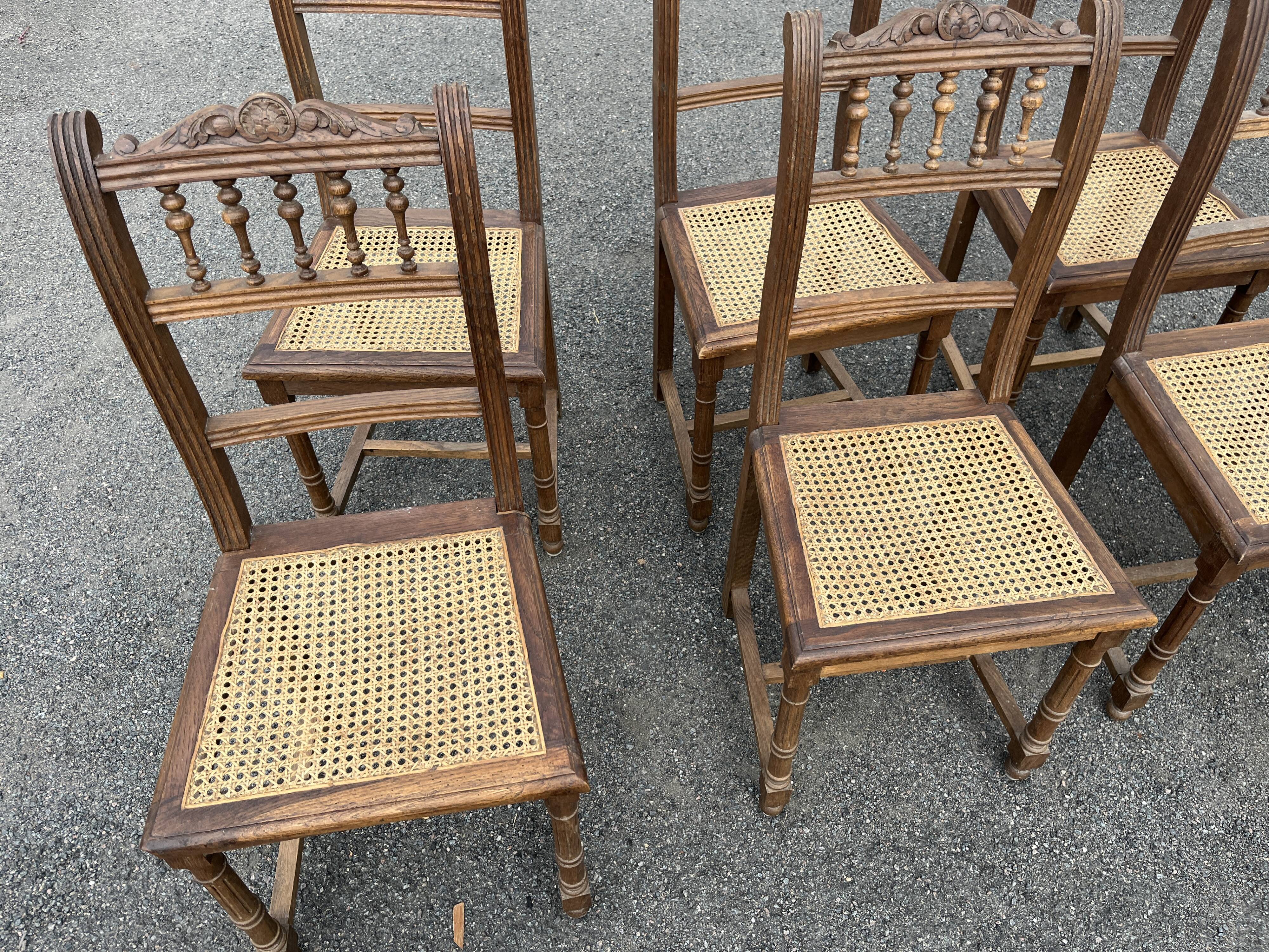 Set of 6 antique turned wooden chairs with caned seats