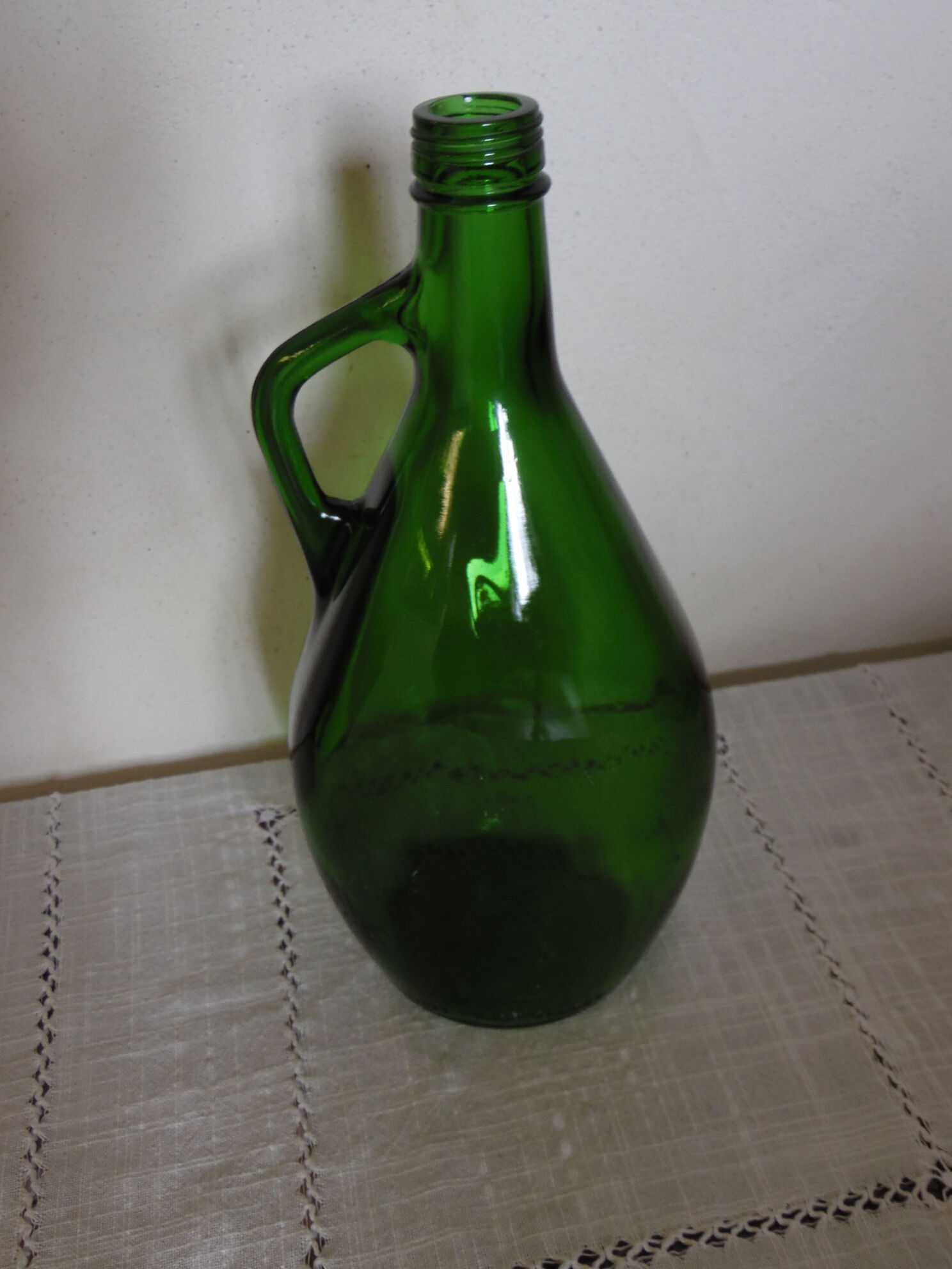 US Half Gallon glass bottle