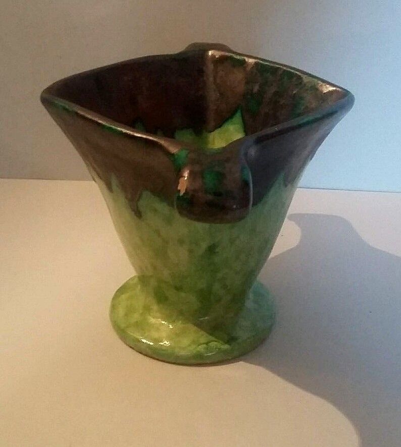 Vase Montigny sur Loing period Art Deco signed Louis Baude